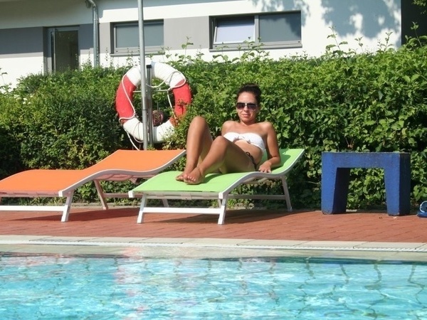 Freibad Wolfartsweier Bildnachweis: Mit freundlicher Genehmigung Dr. Wittemann - Pressebeauftragter des Fördervereins Freibad Wolfartsweier e.V. Freibad Wolfartsweier Bildnachweis: Mit freundlicher Genehmigung Dr. Wittemann - Pressebeauftragter des Fördervereins Freibad Wolfartsweier e.V.