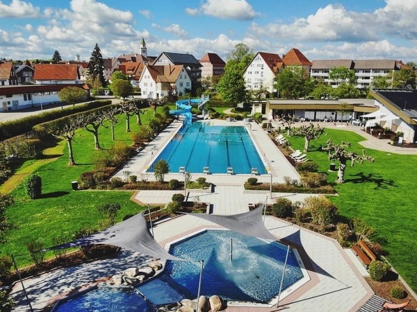 Bildnachweis: Mit freundlicher Genehmigung des Freizeitbades Pfalzgrafenweiler Bildnachweis: Mit freundlicher Genehmigung des Freizeitbades Pfalzgrafenweiler