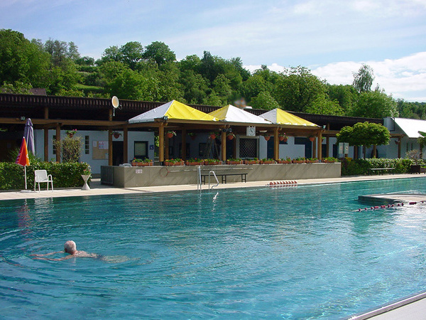 Freizeitbad Kippenheim Bildnachweis: Mit freundlicher Genehmigung der VK-Gruppe (Anna Eroschenja) Freizeitbad Kippenheim Bildnachweis: Mit freundlicher Genehmigung der VK-Gruppe (Anna Eroschenja)