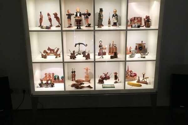 Korkenzieher Bildnachweis: Mit freundlicher Genehmigung von Herrn Bernhard Maurer Korkenzieher Bildnachweis: Mit freundlicher Genehmigung von Herrn Bernhard Maurer